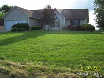8703 Blue Ridge Road Alton, IL 62002 - Photo 1 of 19 Gallery Image 1