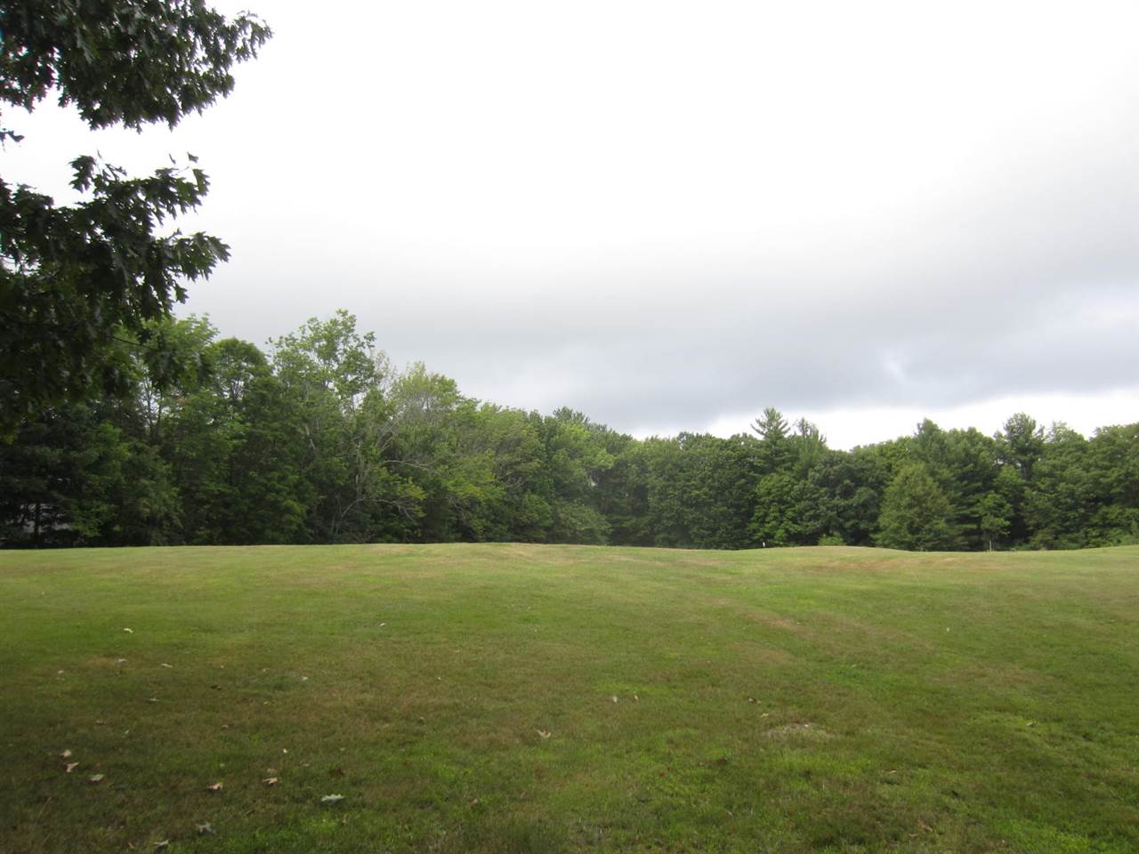 73-2 Middle Road Deerfield, NH 03037 - Photo 2 of 9