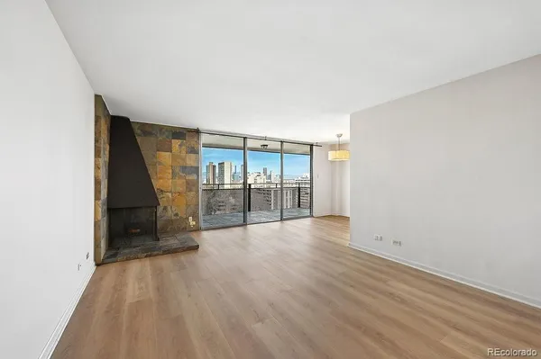 $2,600 | 1200 Vine Street, Unit 9B, Denver, CO 80206