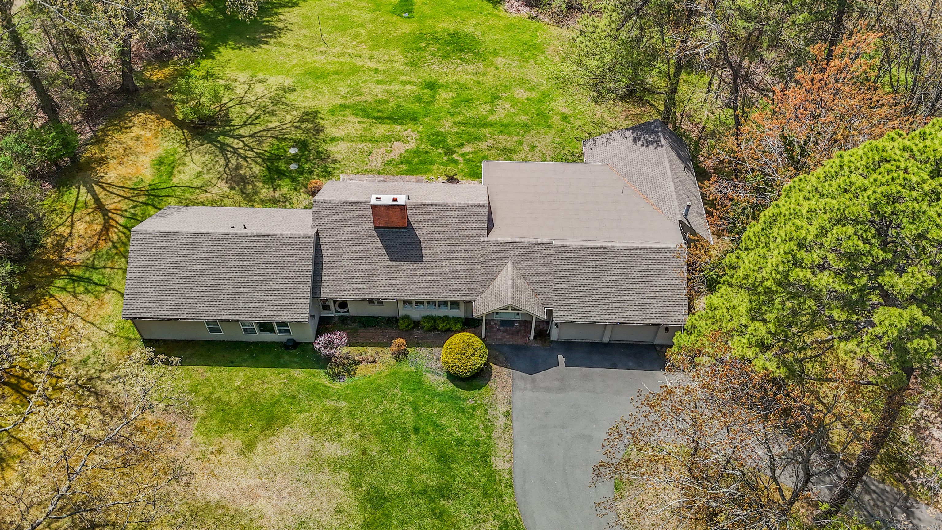 23 Vine Hill Road Farmington, CT 06032 - Photo 4 of 38
