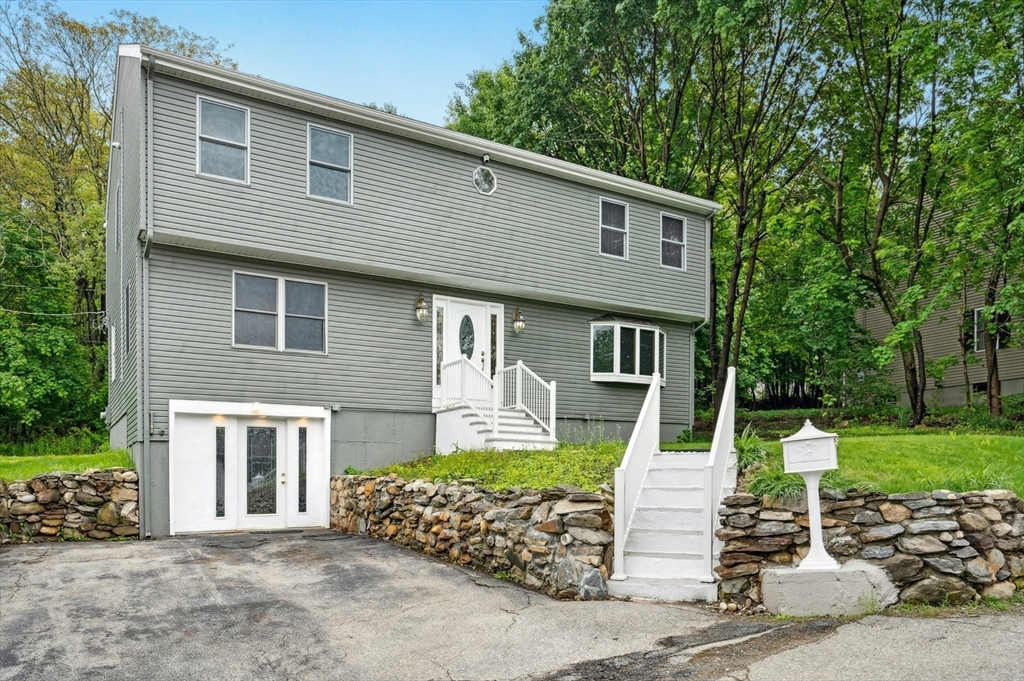 45 Dillon Street Worcester, MA 01604 - Photo 1 of 33