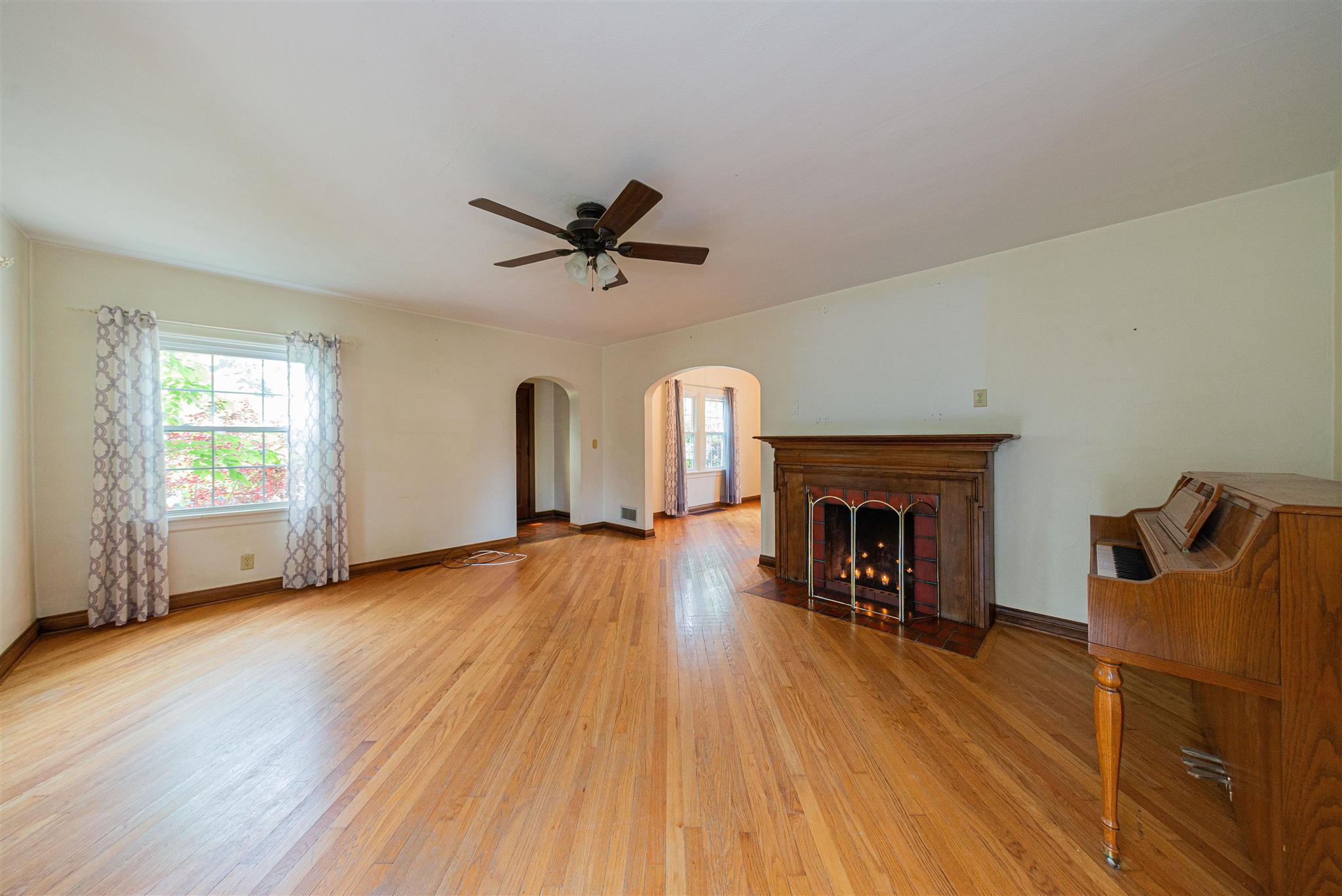 1708 Salem Road Mount Vernon, IL 62864 - Photo 12 of 28 Gallery Image 12