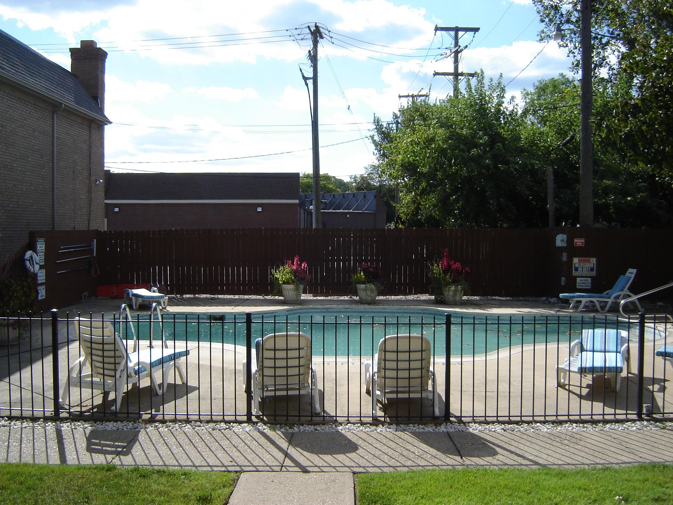 1723 East 14 Mile Road, Unit B Birmingham, MI 48009 - Photo 22 of 27