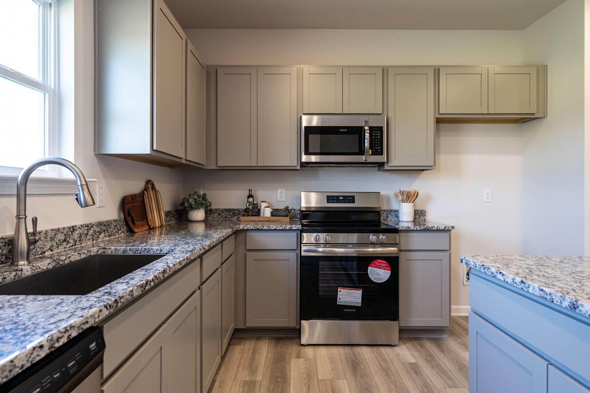 131 Andros Loop Dalton, GA 30721 - Photo 12 of 26 014-1920x1080-kitchen
