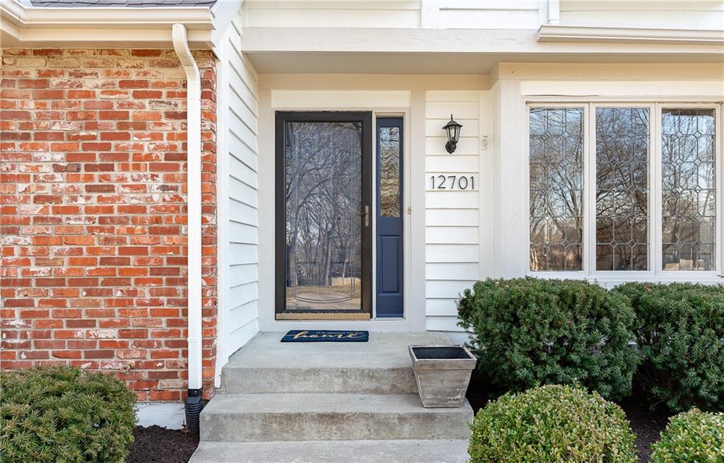 12701 Granada Road Leawood, KS 66209 - Photo 2 of 10