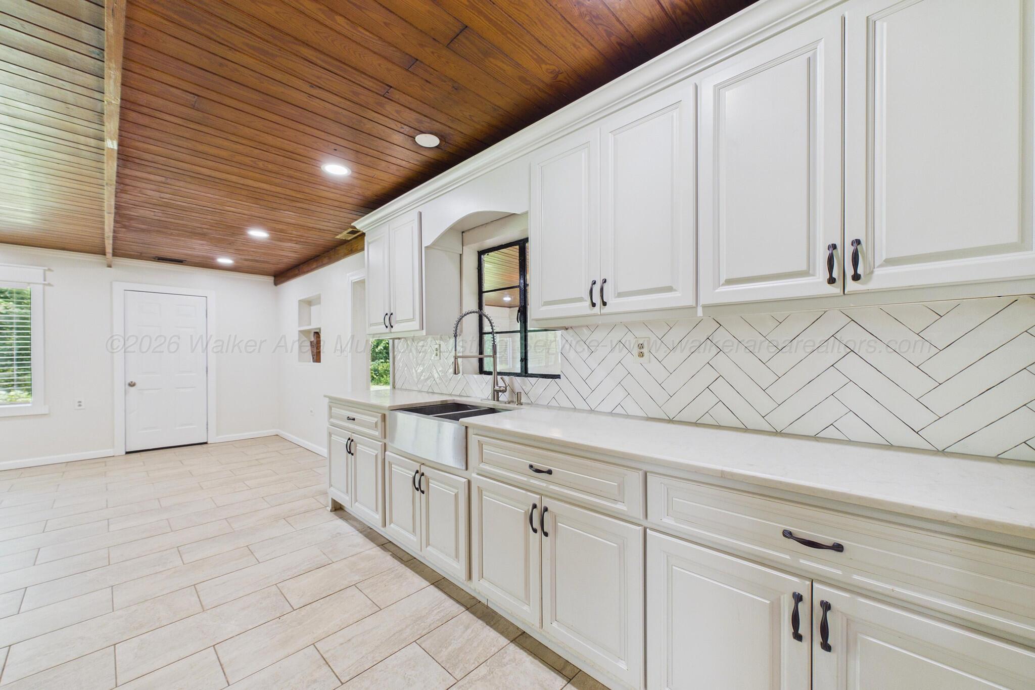 2114 Nauvoo Road Carbon Hill, AL 35549 - Photo 10 of 30 Gallery Image 10