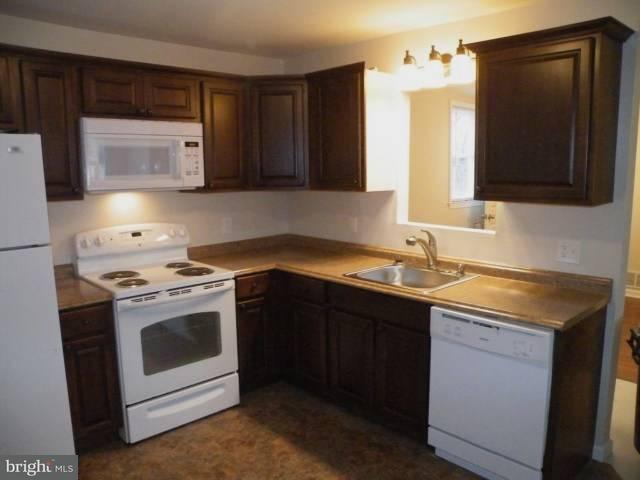 91 Arnold Road Enola, PA 17025 - Photo 2 of 12 Gallery Image 2