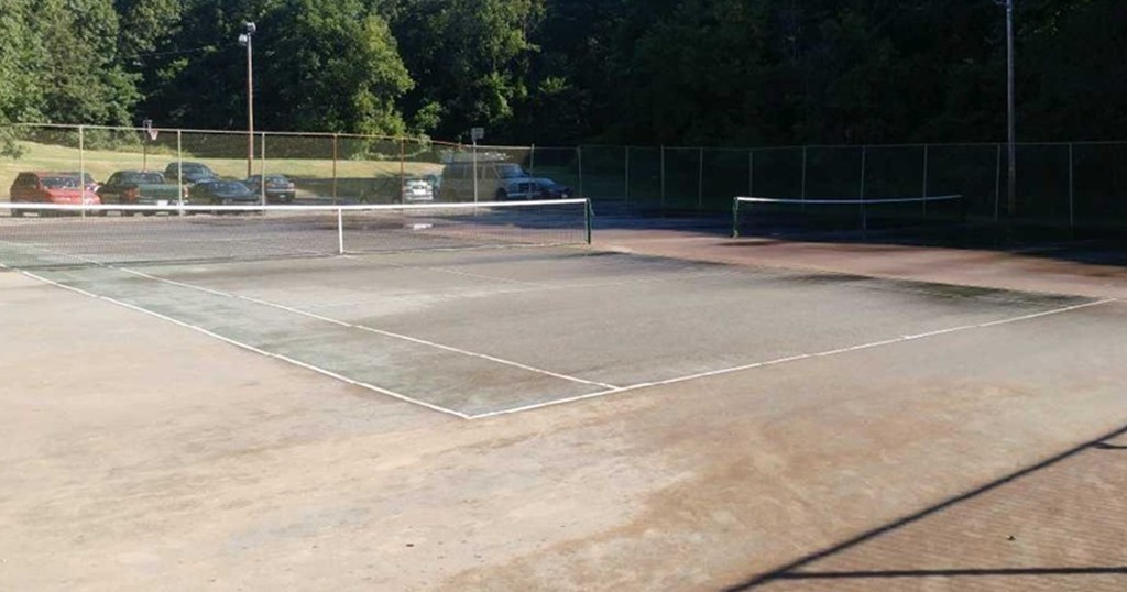 2 Colonial Drive, Unit 6 Andover, MA 01810 - Photo 8 of 12 a view of a tennis court