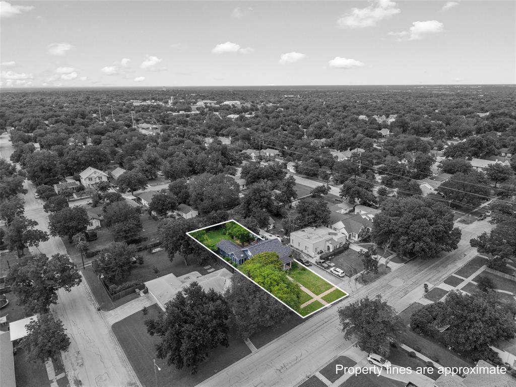2717 Colcord Avenue Waco, TX 76707 - Photo 27 of 34 an aerial view of a house with a yard