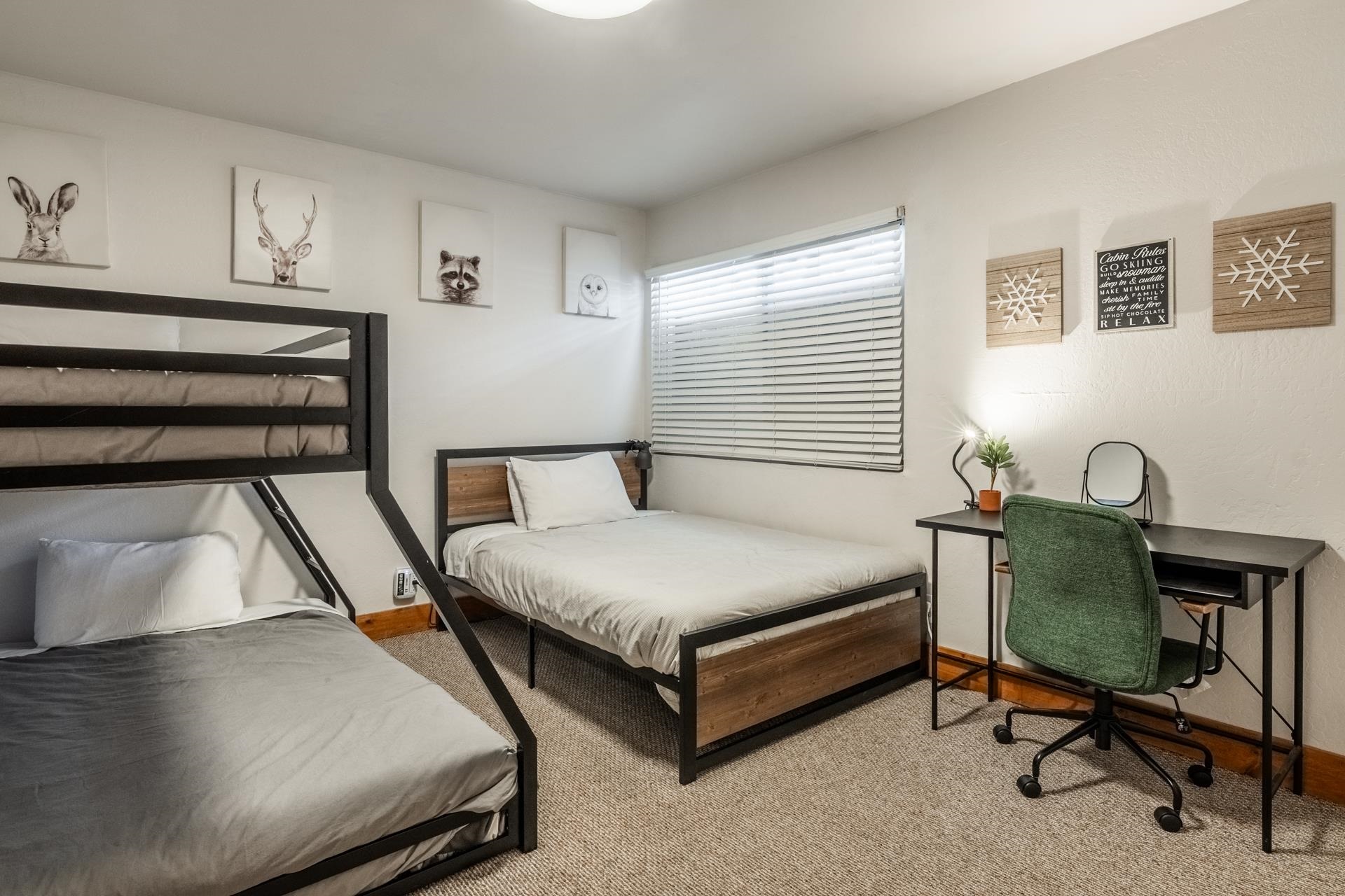 2290 Sierra Nevada Road, Unit 43 Mammoth Lakes, CA 93546 - Photo 23 of 33 a bedroom with a bed chair and a window