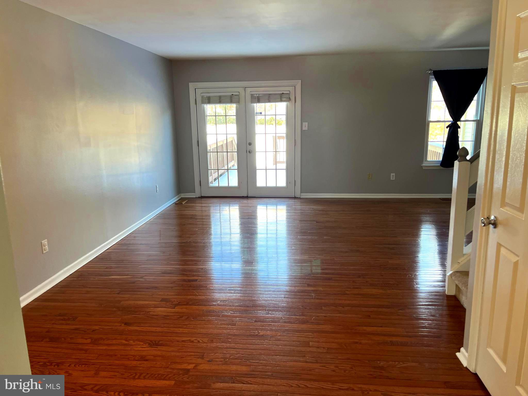 308 Scola Road Brookhaven, PA 19015 - Photo 11 of 38 View of Dining Area and Living Rm