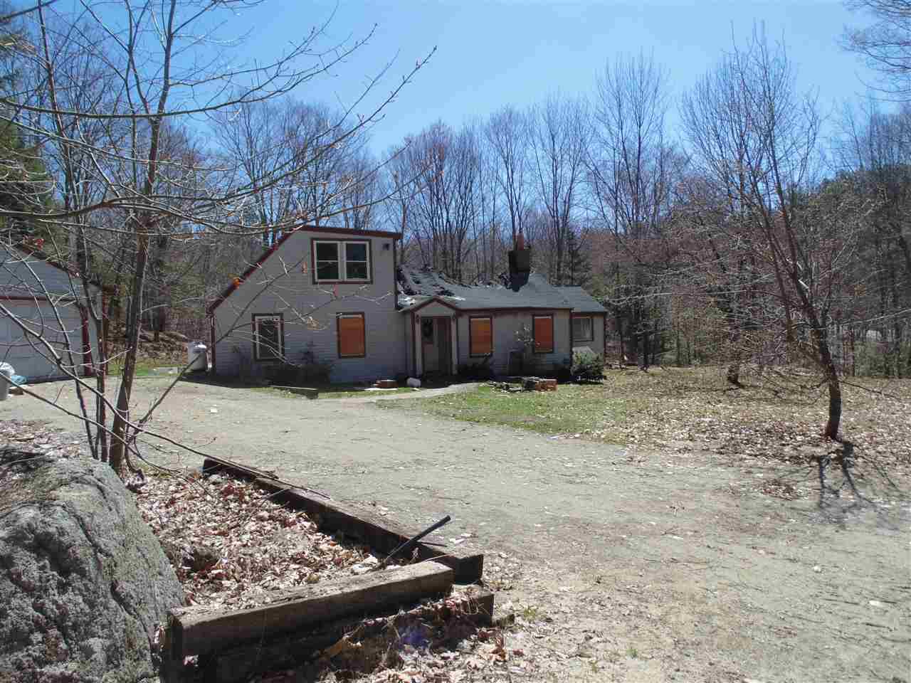 7 Robbins Road Hillsborough, NH 03244 - Photo 1 of 14 Gallery Image 1
