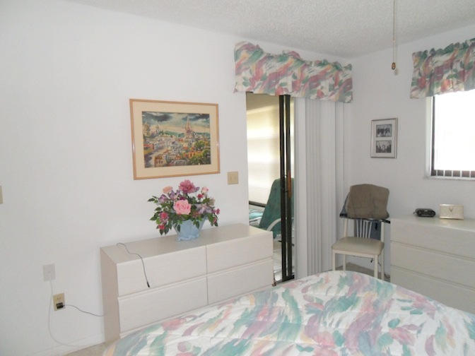 15011 Ashland Circle, Unit 20 Delray Beach, FL 33484 - Photo 11 of 20 Master Bedroom1