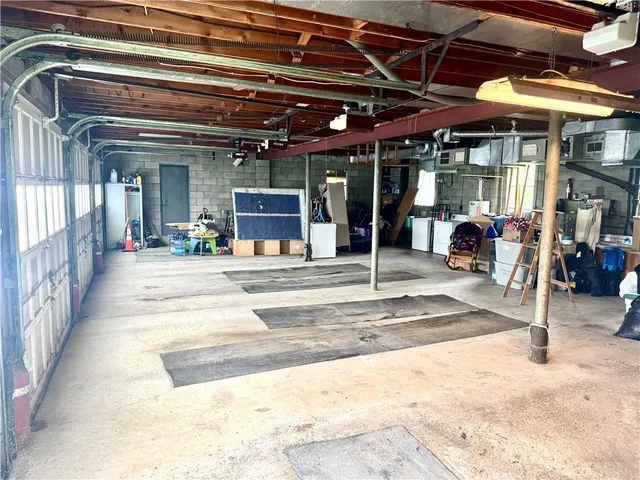 a view of a hall with building