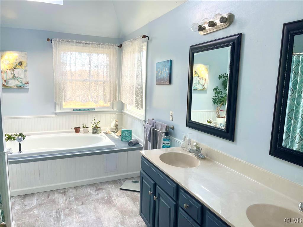 695 Rasleytown Road Pen Argyl, PA 18072 - Photo 26 of 39 Gallery Image 26