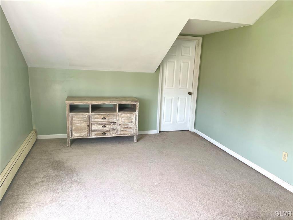 695 Rasleytown Road Pen Argyl, PA 18072 - Photo 29 of 39 Gallery Image 29