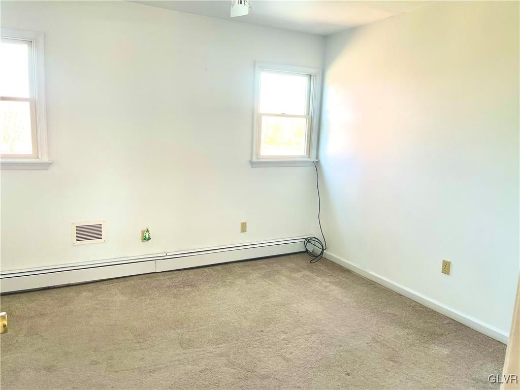 695 Rasleytown Road Pen Argyl, PA 18072 - Photo 37 of 39 Gallery Image 37