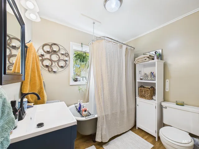 $284,000 | 913 1st Street West, Fairfield, ID 83327