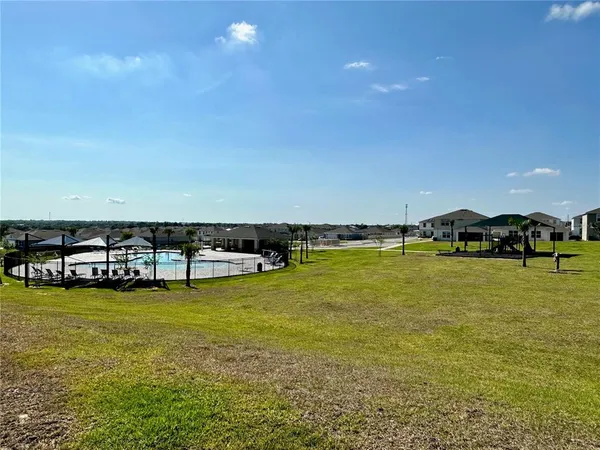 $2,800 | 2612 Magnolia Avenue, Davenport, FL 33837