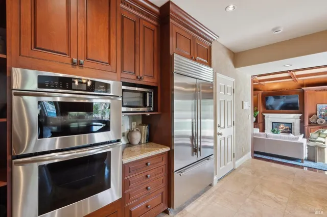 $2,195,000 | 15 Kingswood Drive, Petaluma, CA 94952