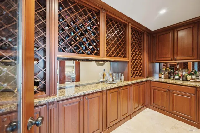 $2,195,000 | 15 Kingswood Drive, Petaluma, CA 94952