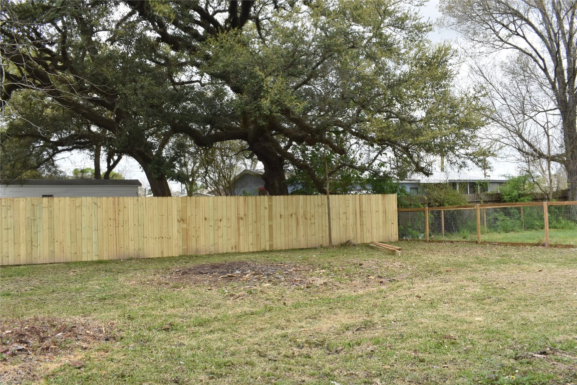 204 Texas Daisetta, TX 77533 - Photo 17 of 21 a view of a backyard