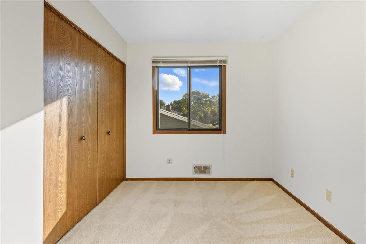 9477 Ranchview Lane North Maple Grove, MN 55369 - Photo 19 of 25 Gallery Image 19