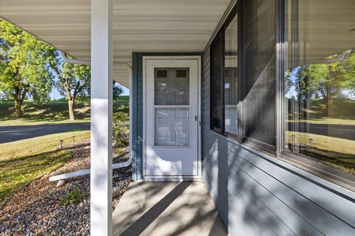 9477 Ranchview Lane North Maple Grove, MN 55369 - Photo 4 of 25 Gallery Image 4