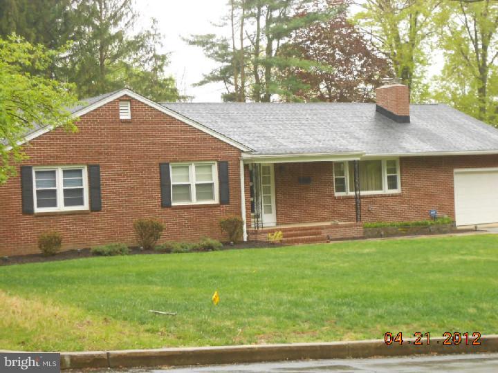 25 Mountainview Road Ewing, NJ 08628 - Photo 2 of 19