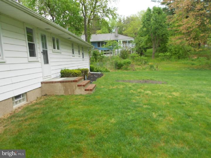 25 Mountainview Road Ewing, NJ 08628 - Photo 16 of 19