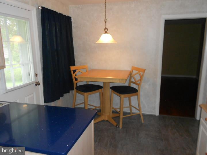 25 Mountainview Road Ewing, NJ 08628 - Photo 10 of 19