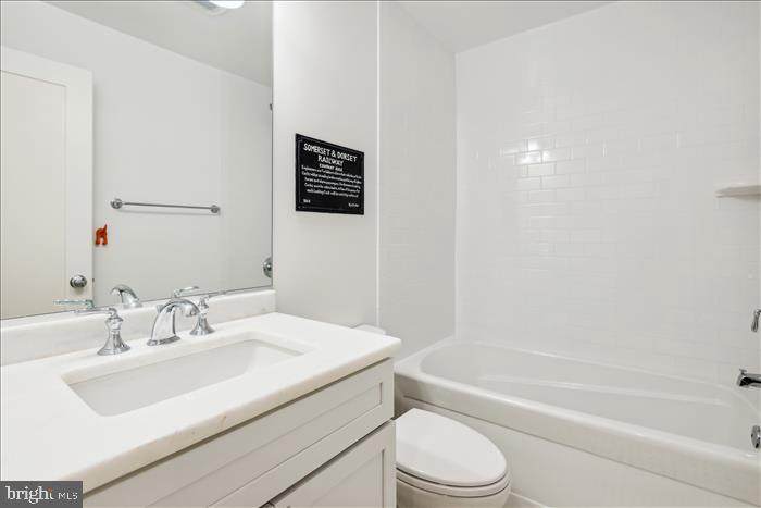 1340 Nicholson Street Northwest, Unit 2 Washington, DC 20011 - Photo 16 of 31