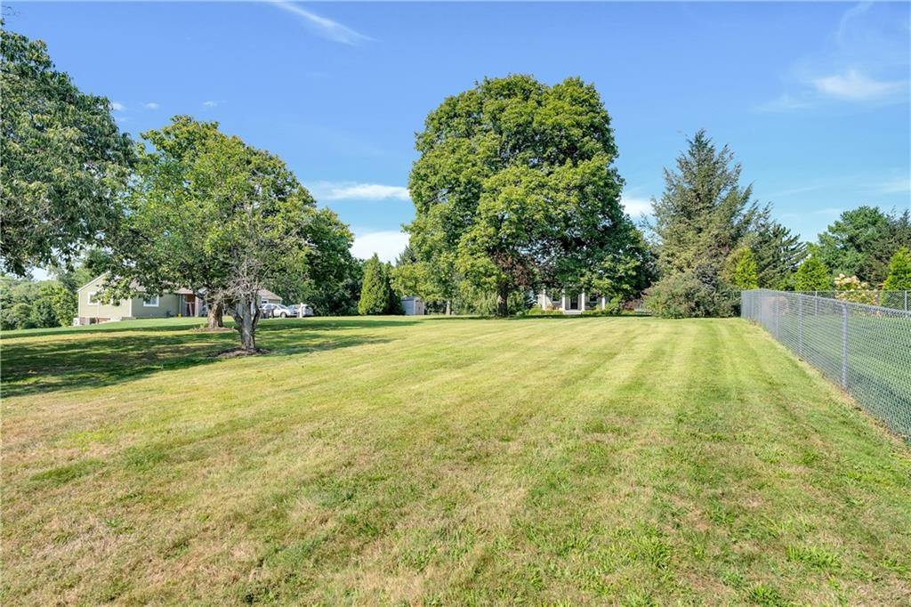 2085 Ridge Rd Extension Ambridge, PA 15003 - Photo 5 of 25 a view of outdoor space and yard