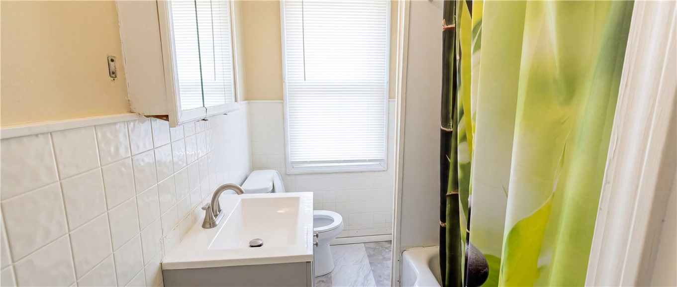 110 Holbrooke Street Rochester, NY 14621 - Photo 11 of 17