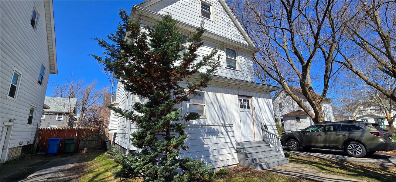 110 Holbrooke Street Rochester, NY 14621 - Photo 2 of 17
