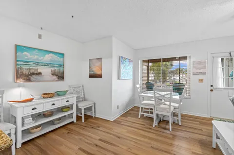 $195,000 | 302 Knotty Pine Circle, Unit A2, Greenacres, FL 33463