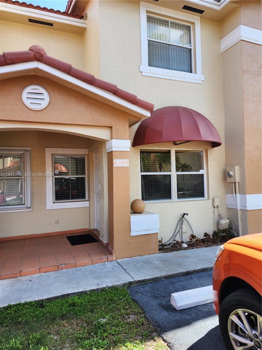 6309 Southwest 138th Place Miami, FL 33183 - Photo 1 of 18