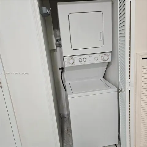 a close up view of washer and dryer