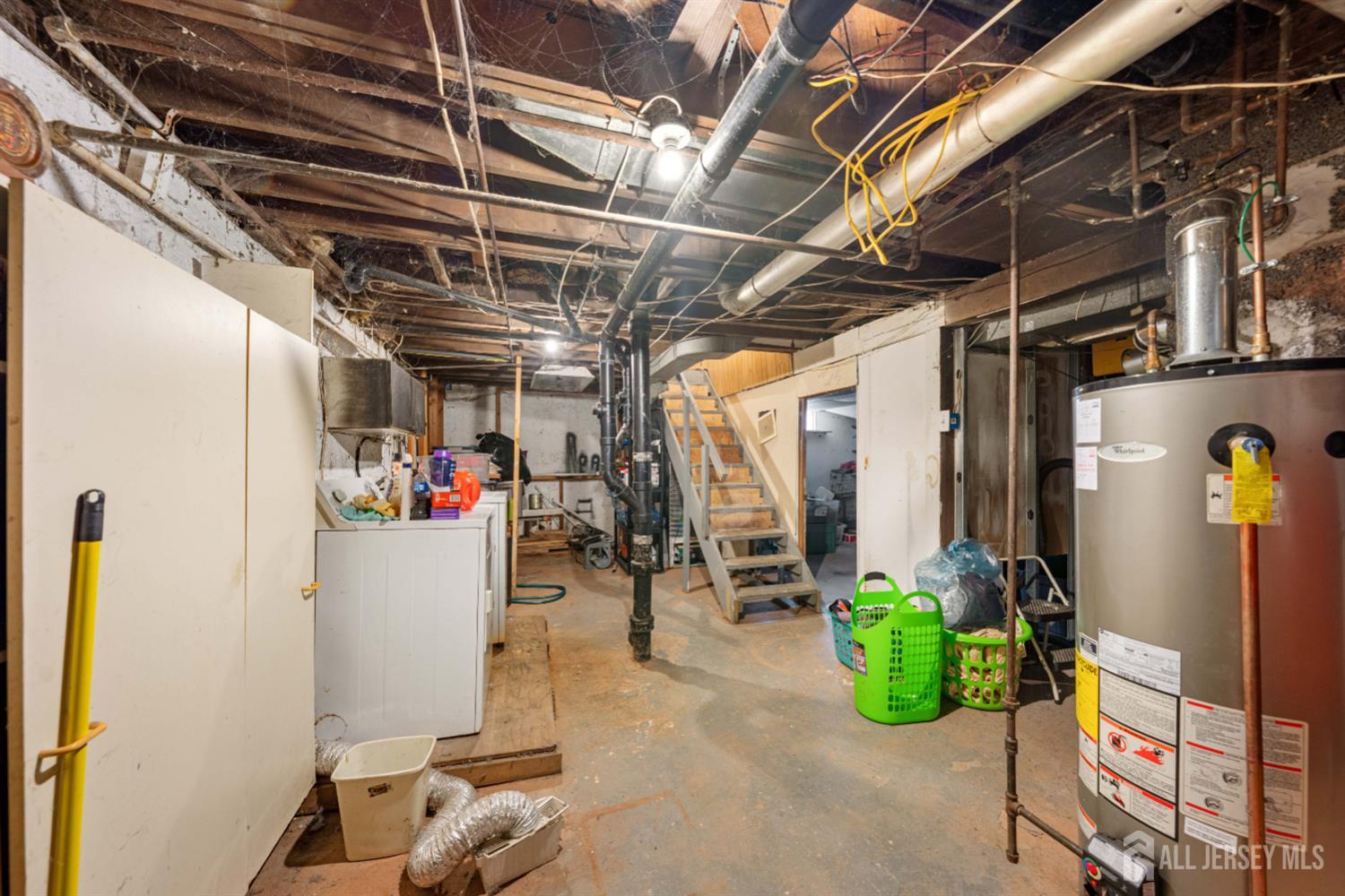 81 Larch Street Port Reading, NJ 07064 - Photo 24 of 25