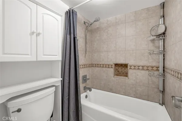 $2,200 | 1200 West Lambert Road, Unit 41, La Habra, CA 90631