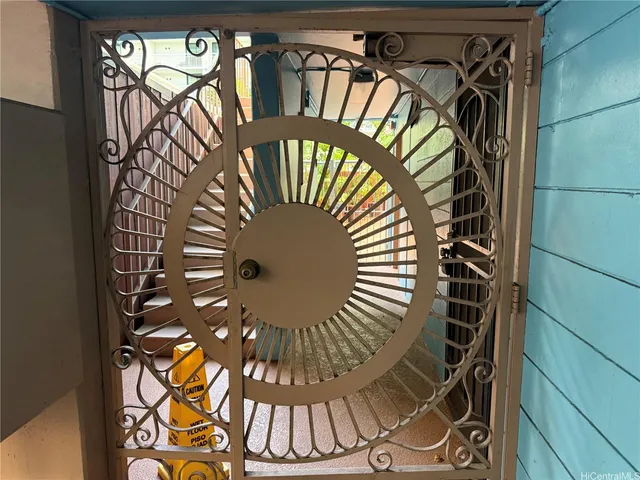 $2,100 | 424 Walina Street, Unit 35, Honolulu, HI 96815