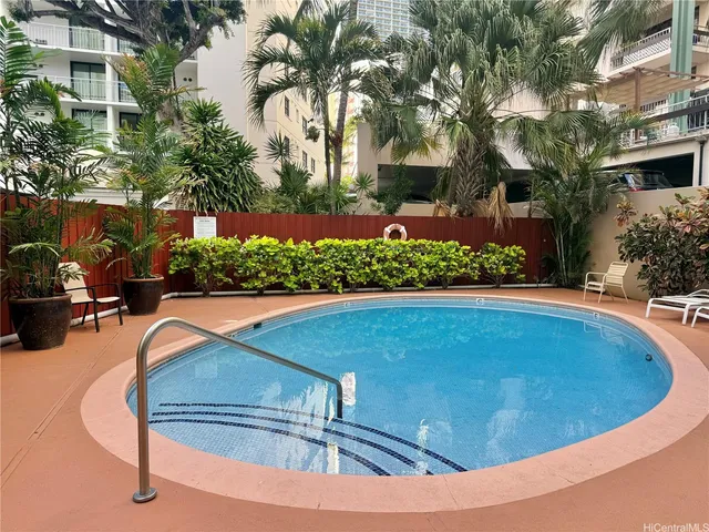$2,100 | 424 Walina Street, Unit 35, Honolulu, HI 96815