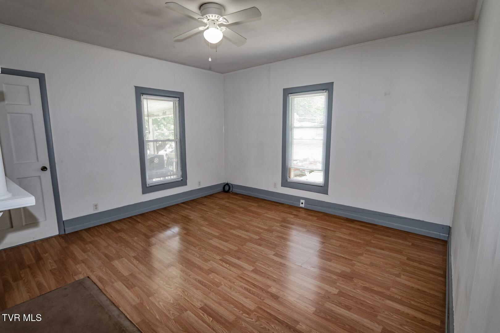 421 Duncan Street Newport, TN 37821 - Photo 12 of 56 11