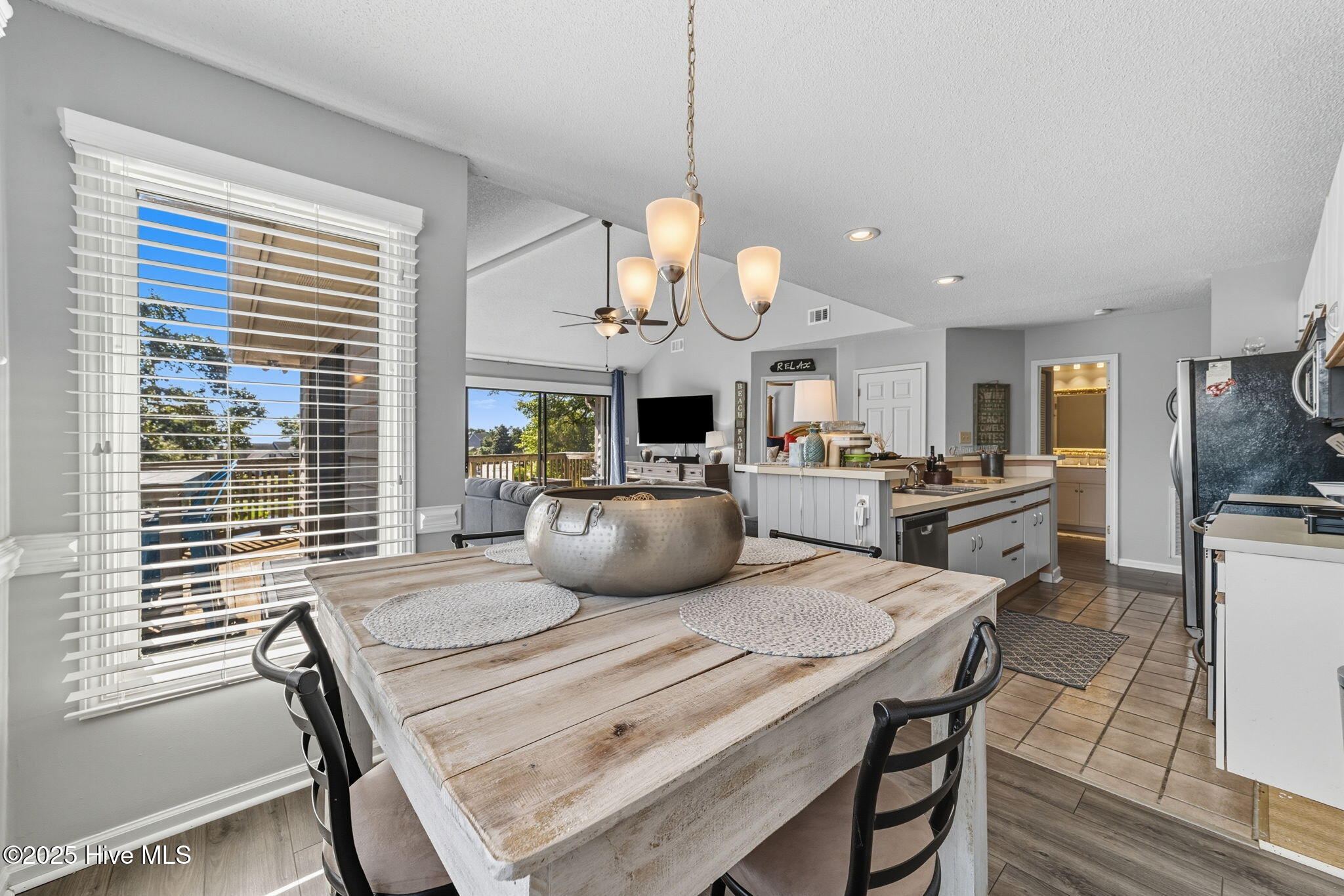 810 Colony Place, Unit 10E Sunset Beach, NC 28468 - Photo 13 of 44 31-web-or-mls-CZ9A0154