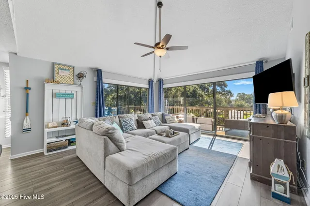 $240,000 | 810 Colony Place, Unit 10E, Sunset Beach, NC 28468