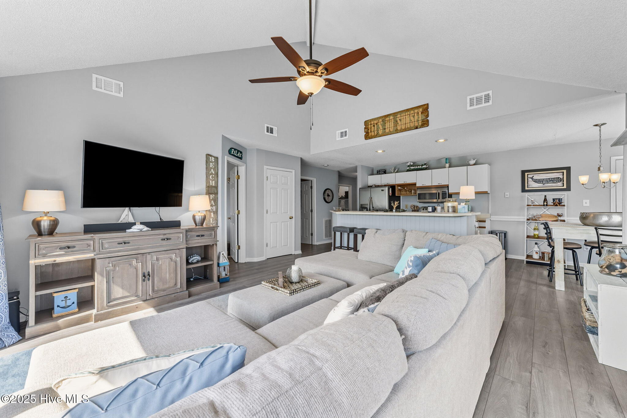 810 Colony Place, Unit 10E Sunset Beach, NC 28468 - Photo 18 of 44 36-web-or-mls-CZ9A0169