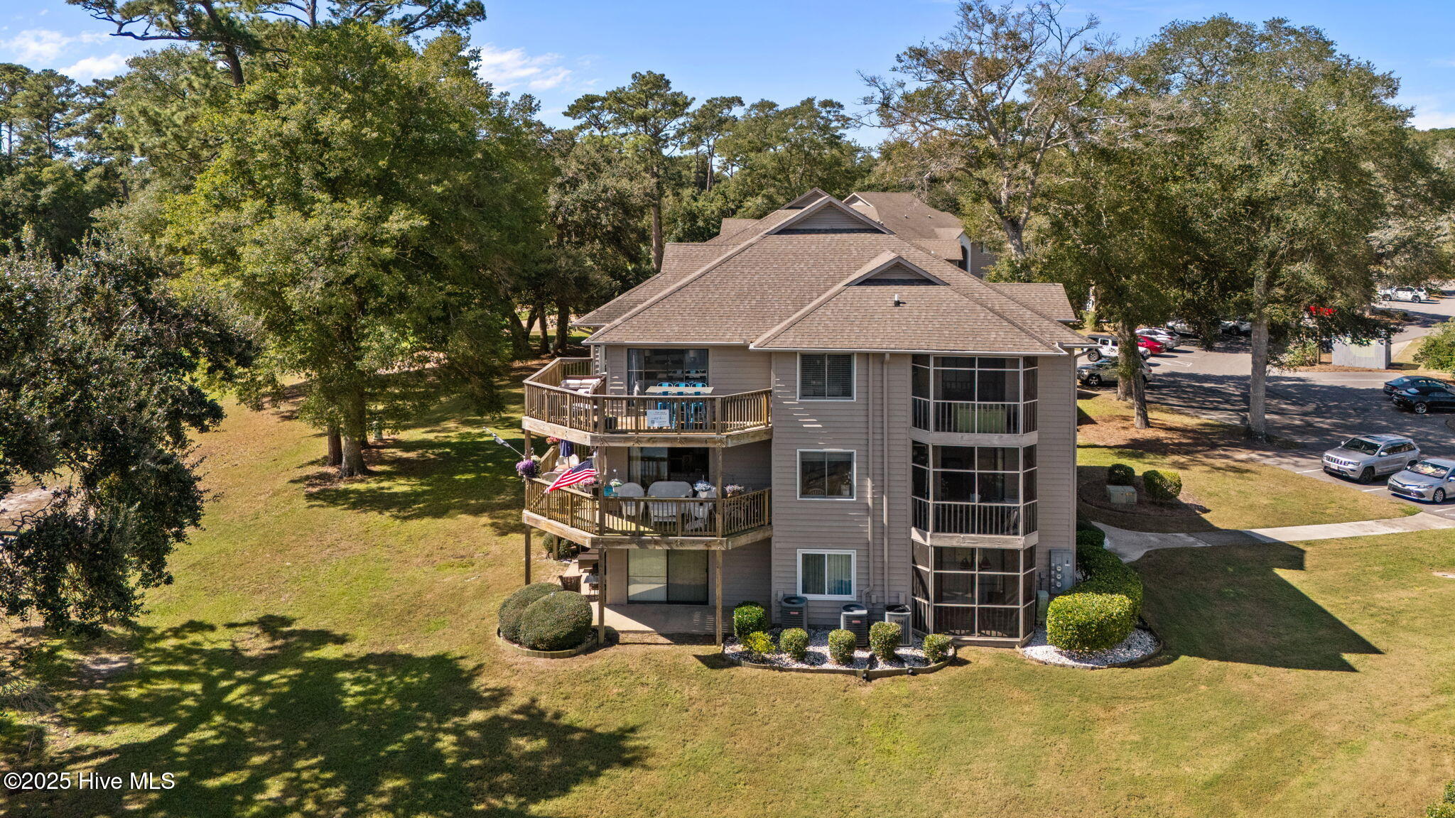 810 Colony Place, Unit 10E Sunset Beach, NC 28468 - Photo 27 of 44 2-web-or-mls-DJI_20251006115946_0983_D