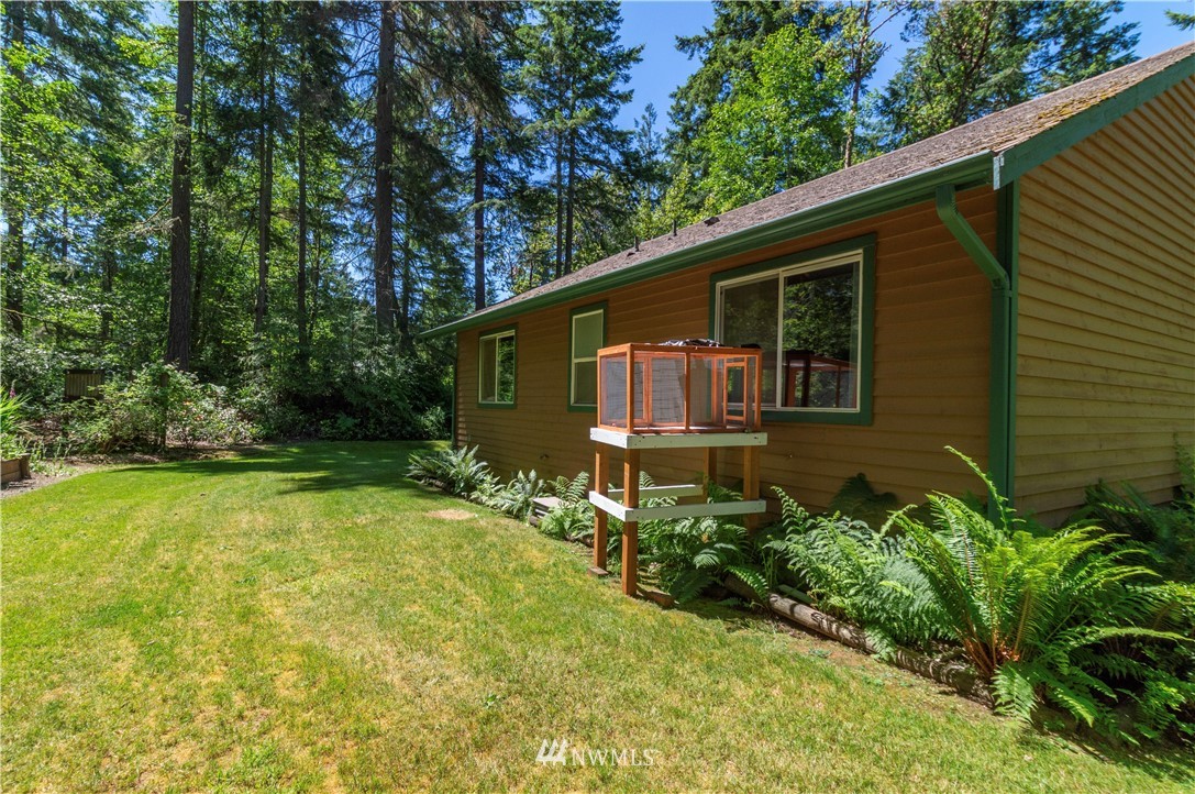 18412 Thorsen Road Southwest Vashon, WA 98070 - Photo 14 of 19