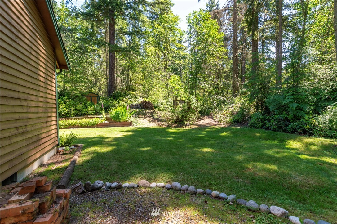 18412 Thorsen Road Southwest Vashon, WA 98070 - Photo 15 of 19