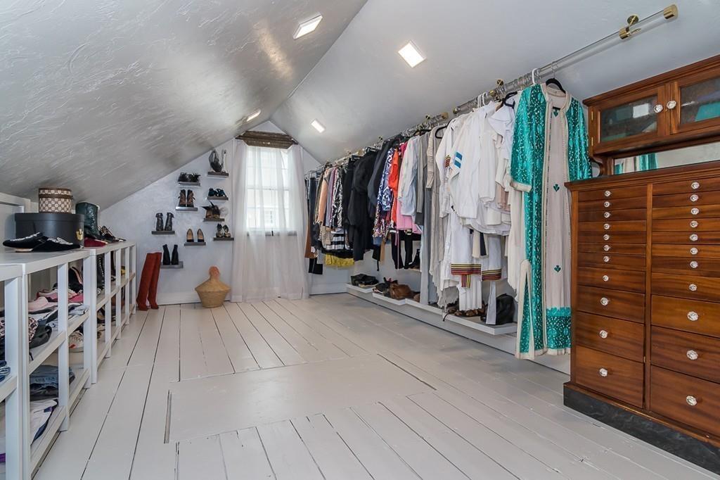 14 Deerfield Road Wellesley, MA 02481 - Photo 17 of 30